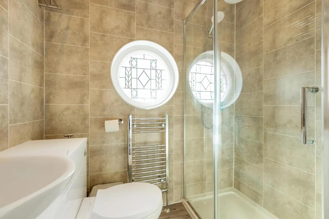 Queens Crest By Sasco Apartments Blackpool