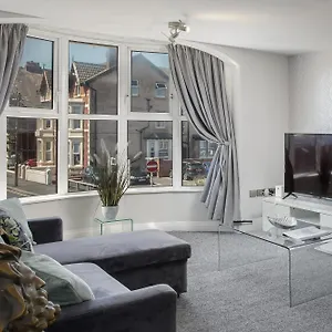 Apartment The Place By Sasco - Free Parking, Blackpool